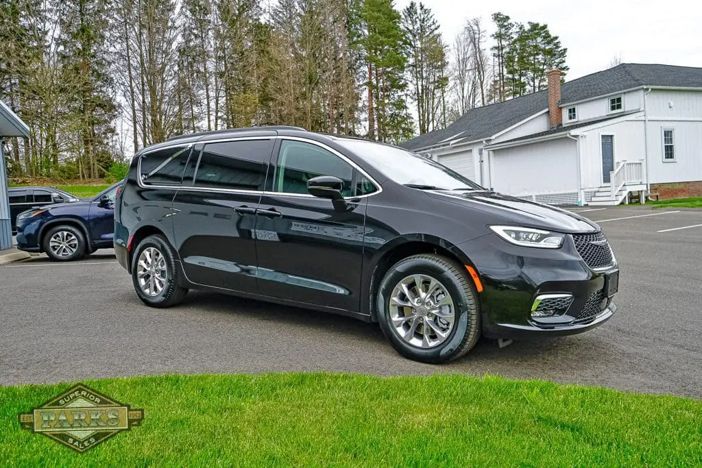 Chrysler Pacifica “First Call” Van