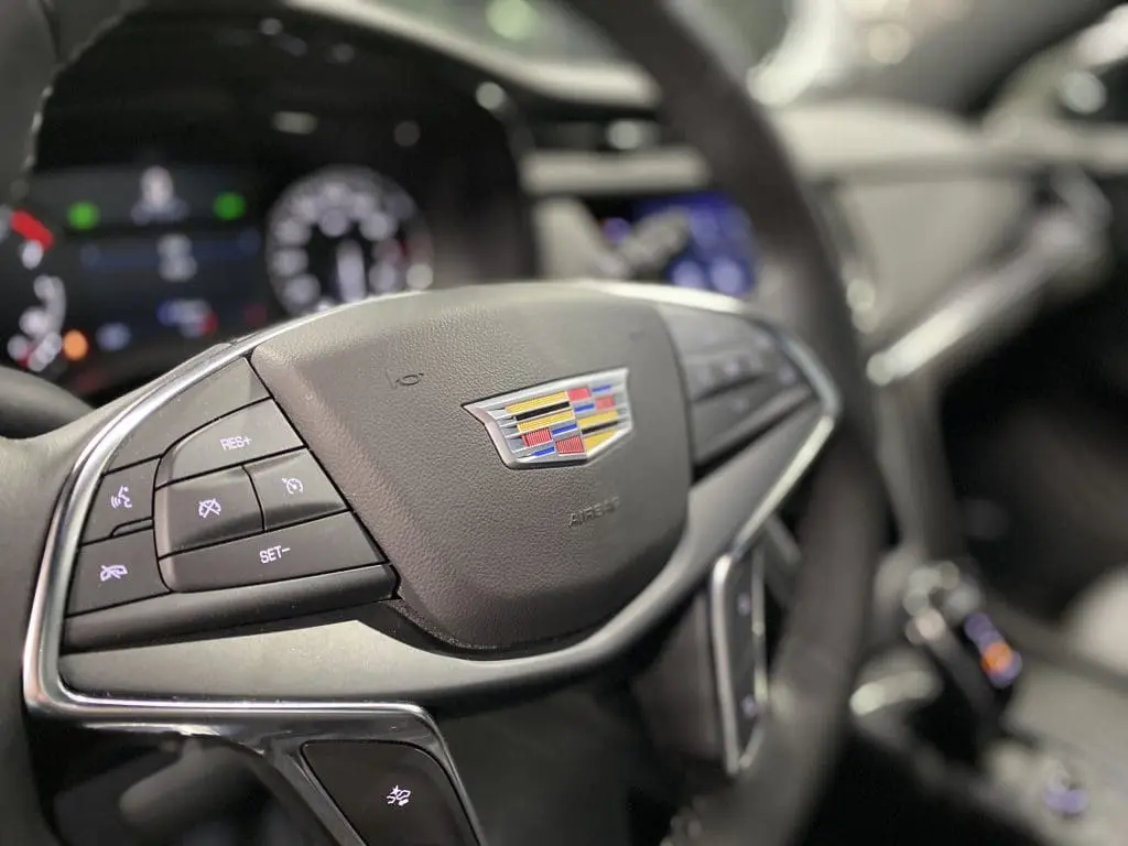 Cadillac Eagle Xt5 Echelon Branded
