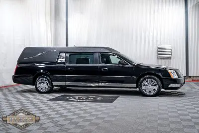 2008 Cadillac Superior Coach DTS Hearse