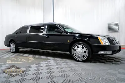 2011 Cadillac Federal Coach DTS Limousine