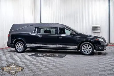 2014 Lincoln Federal Coach MKT Hearse